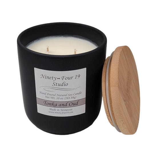 Scented soy wax candle - 10 oz black ceramic container